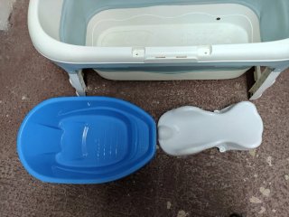 BAÑERA GRANDE PLEGABLE EN PERFECTO ESTADO + REGALO