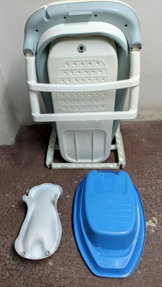 BAÑERA GRANDE PLEGABLE EN PERFECTO ESTADO + REGALO