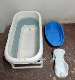 BAÑERA GRANDE PLEGABLE EN PERFECTO ESTADO + REGALO