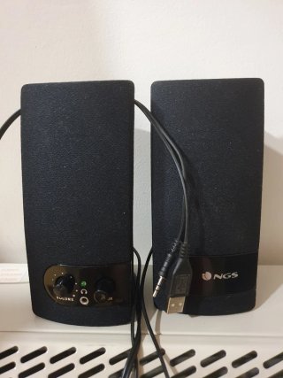 Altavoces Multimedia NGS SB150 2.0 Negros