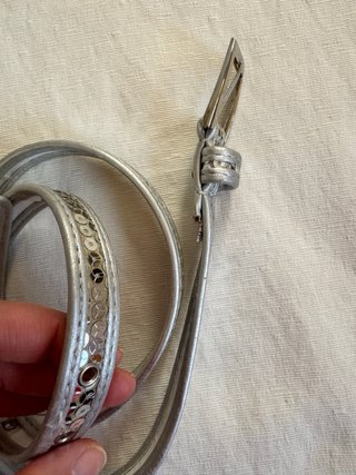 Cinturón plateado lentejuelas talla 90