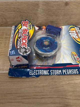 Beyblade Metal Fusion Pegasus Electrónico