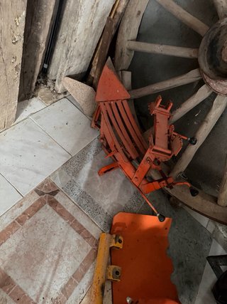 Motoazada/Máquina de arar naranja