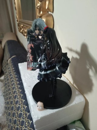 Figura Anime 24cm, ideal para coleccionistas adorn