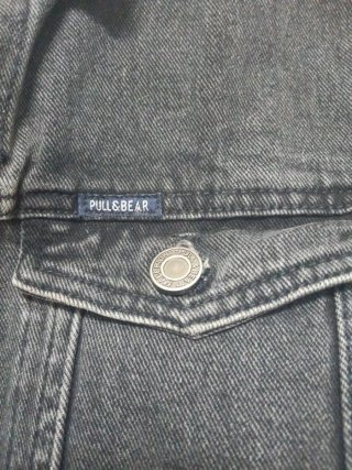 Cazadora vaquera Pull&Bear gris
