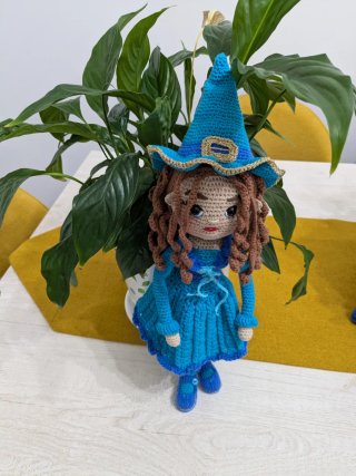 Muñeca Brujita Crochet Hecha a Mano