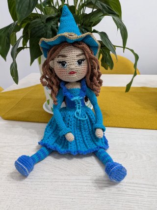 Muñeca Brujita Crochet Hecha a Mano