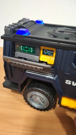 Camión SWAT Policía Juguete Luces