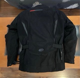 Chaqueta de moto negra