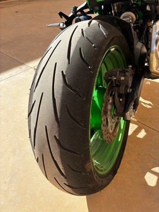 Kawasaki Z900 A2 Negra y Verde