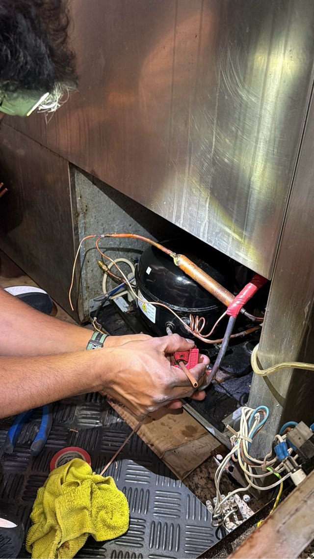 SERVICIO TÉCNICO DE REFRIGERACIÓN COMERCIAL