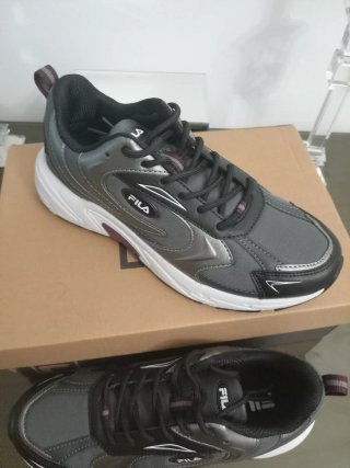 Zapatillas Fila Talla 39 Gris y Morado