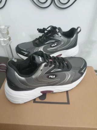 Zapatillas Fila Talla 39 Gris y Morado