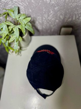 Gorra Boss  y Gorra Tommy Hillfiger
