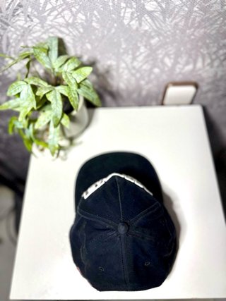 Gorra Boss  y Gorra Tommy Hillfiger