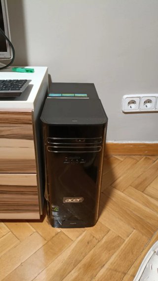 Acer Aspire T PC Windows 10 16GB RAM