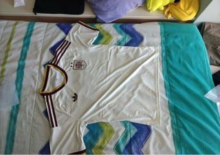 Camiseta Adidas España Talla M Oro Blanco