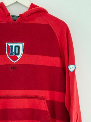 Sudadera Nike vintage fútbol Y2K roja Nº10 bordada