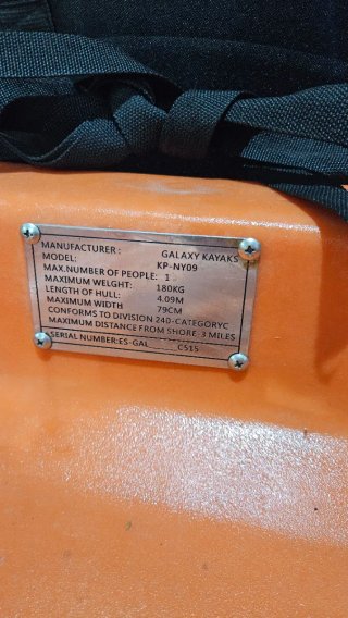 Kayak de pesca o paseo naranja