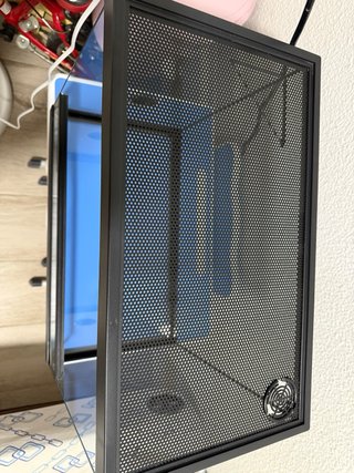 Terrario de cristal negro y transparente