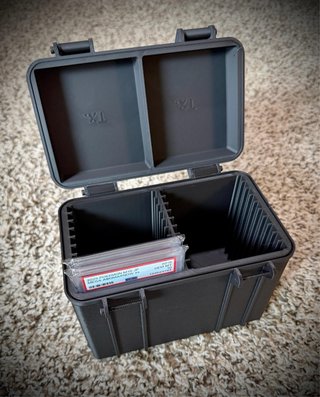 Caja maletín Top loader Pokémon Gengar (50 cartas)