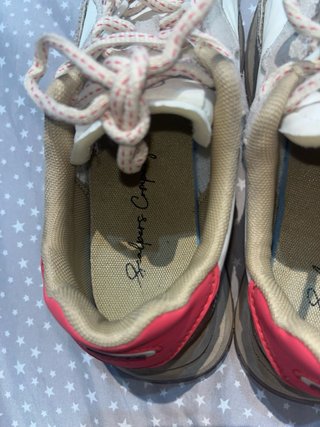 Zapatillas Scalpers Blancas y Rosas