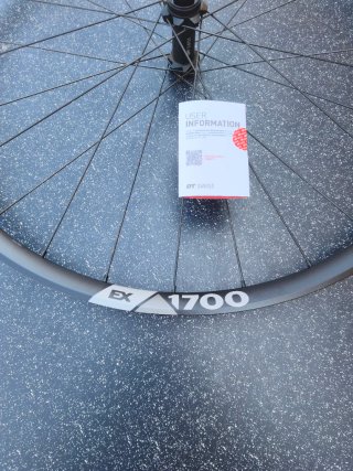 Ruedas DT SWISS EX1700 *NUEVA* 30 XD 29 CL