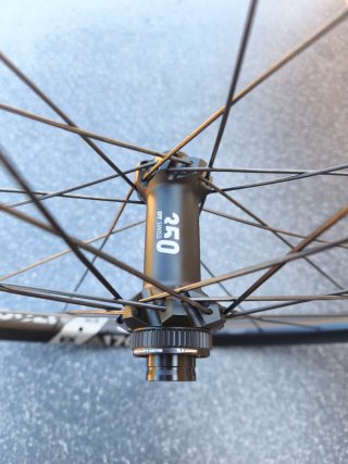 Ruedas DT SWISS EX1700 *NUEVA* 30 XD 29 CL