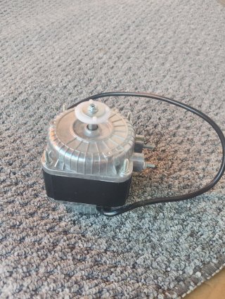 Motor ventilador con polea