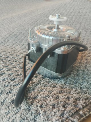 Motor ventilador con polea