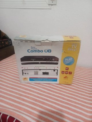 Easy Home Combo 08 TDT DVD USB