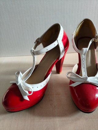 Zapatos Pin-up Rojo y Blanco