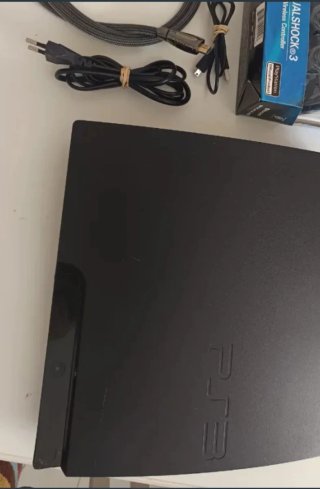 Consola PlayStation 3 PS3 Negra más dos juegos