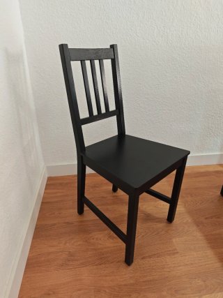 Mesa de comedor Stefan Ikea negra con 6 sillas,