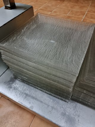 70 Platos cuadrados texturizado