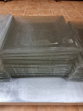 70 Platos cuadrados texturizado