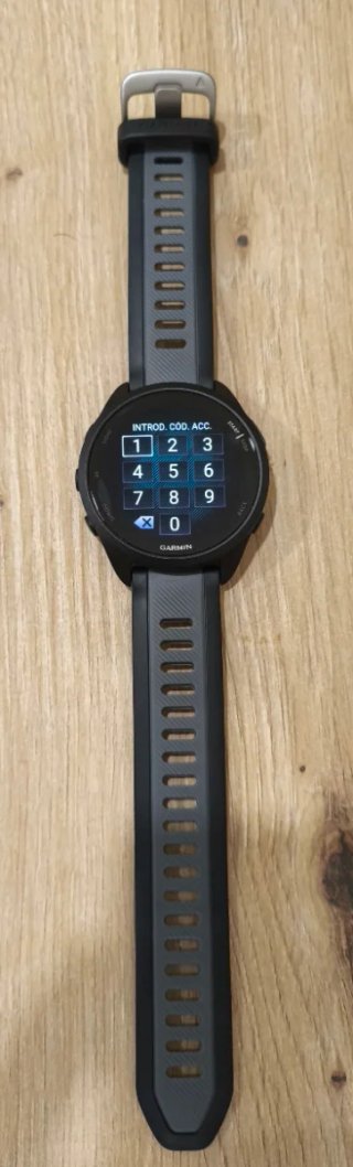 Garmin Forerunner 165 Negro/Gris + cinta de pecho