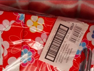 Bolsas de regalo con flores y rayas