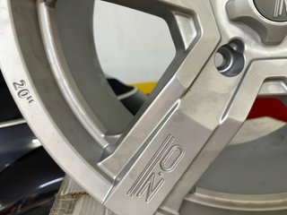 Llantas OZ 20 versilia  5x150 Toyota Land Cruiser