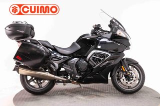 TRIUMPH TROPHY SE
