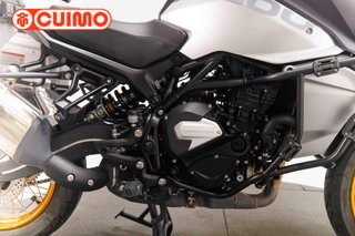 QJ MOTOR SRT 800 X