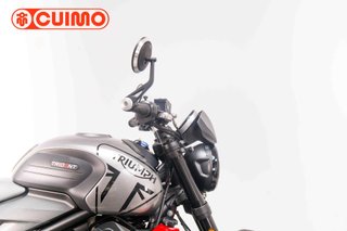 TRIUMPH TRIDENT 660