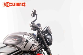 TRIUMPH TRIDENT 660