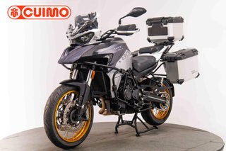 QJ MOTOR SRT 800 X