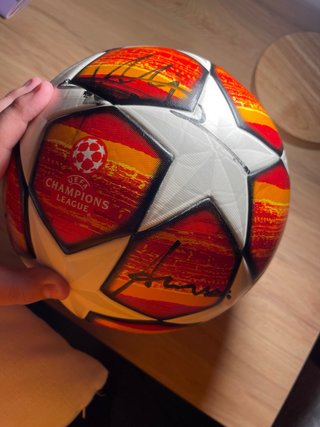 Balón Champions 18/19 Firmado