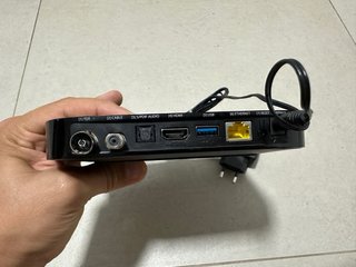 Descodificador Vodafone TV con cargador