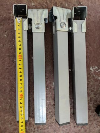 11 PATAS CAMA / BASE TAPIZADAS EN PERFECTO ESTADO