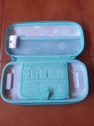 Nintendo Switch OLED + Accesorios y Funda Pokemon