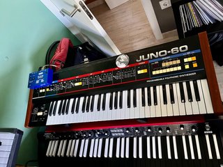Piano de escenario Korg SV-1 edición limitada