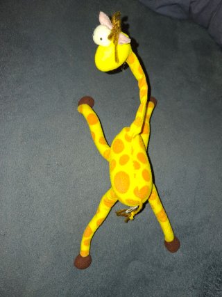 Jirafa de peluche flexible